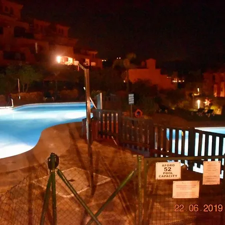 Luxury 2-bedrooms & Bathrooms Apartmán Estepona